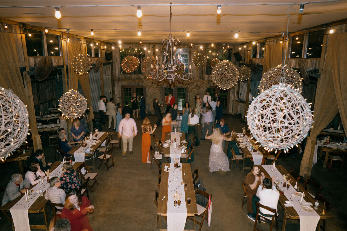 Jessica&BlakeWeddingPhotoPreviews_AustinWeddingPhotographer_HereafterFilms_-31