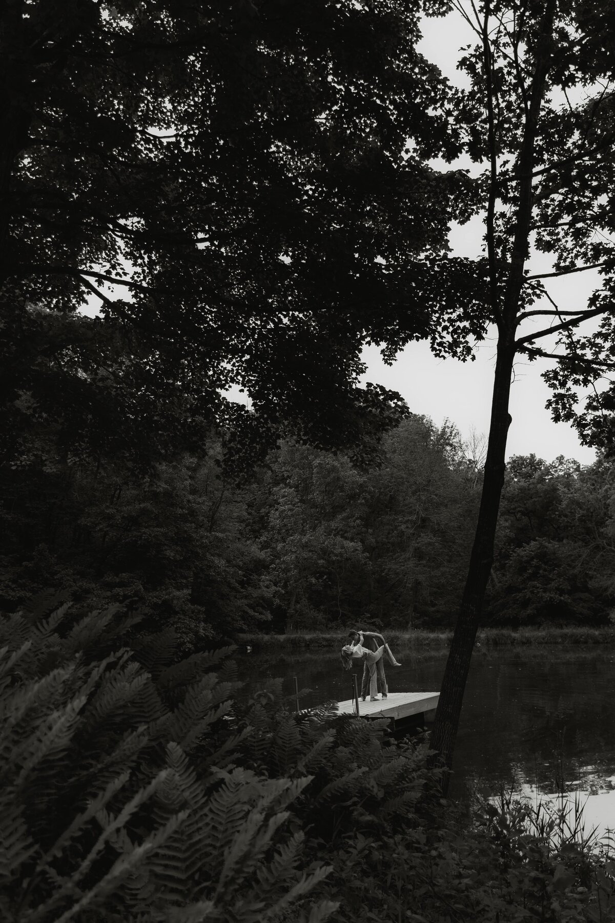 private-pond-couples-session-27