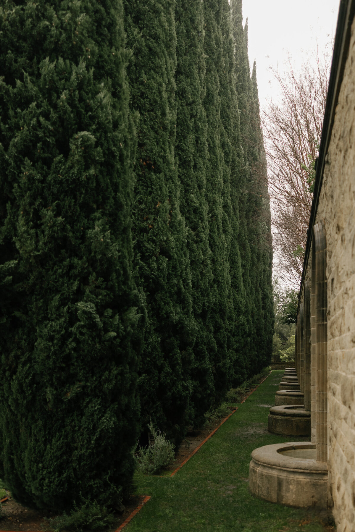 rainy-greystone-manor-elopement-brittany-sam-10