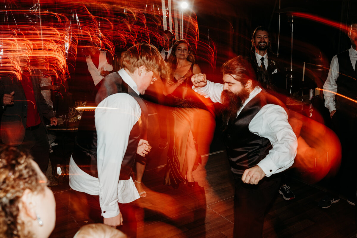 Artistic Pgh Wedding Photographer3-4