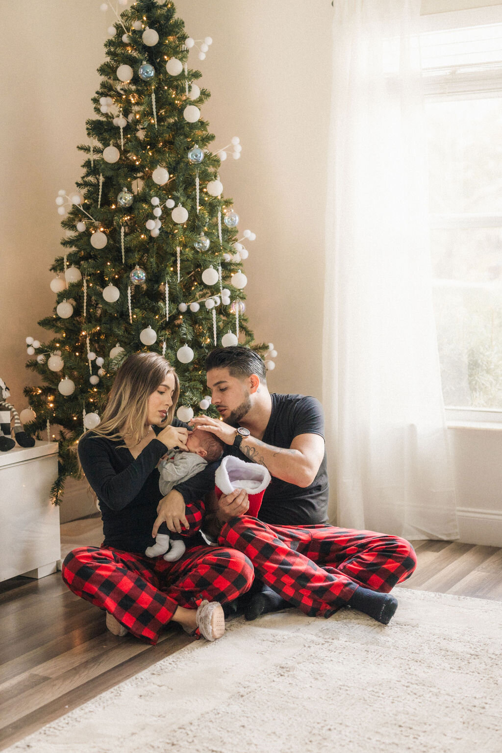 Valentina-Brian-Mason-Holidays-2024-001