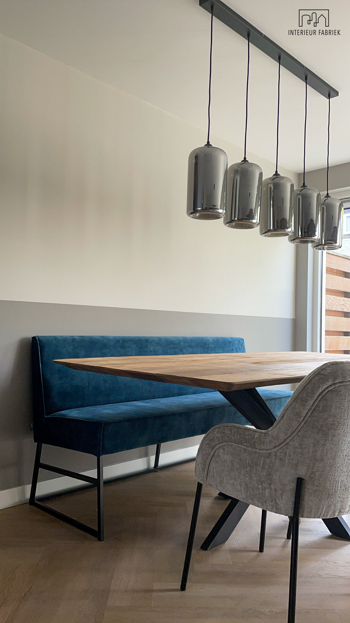 Interieurdesign Woerden, Interieurontwerpstudio Woerden, Interieurontwerper Woerden, Interior design Woerden, Interieurstudio Woerden, Interieur ontwerpen Woerden, Interieur ontwerp Woerden, Interieurinrichting Woerden, Interieurstylist Woerden, Interieurontwerp Woerden, Interieuradvies Woerden, Toilet Woerden, Ronde spiegels Woerden, PVC Vloer Woerden, Hoekbank Woerden, Eettafel Woerden, Arte Behang Woerden, Wave plooi gordijnen Woerden