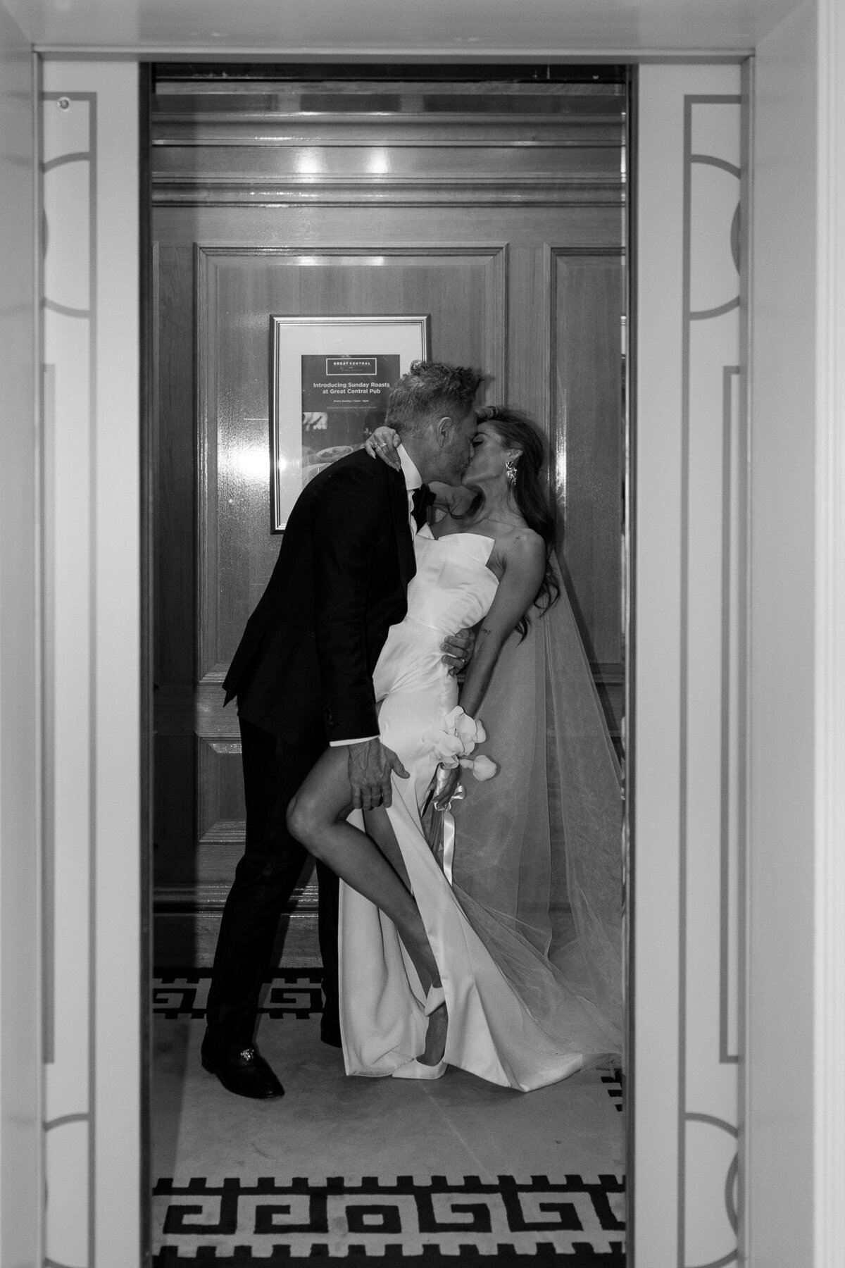 landmark-hotel-wedding-Jessy-Papasavva-Photography-391