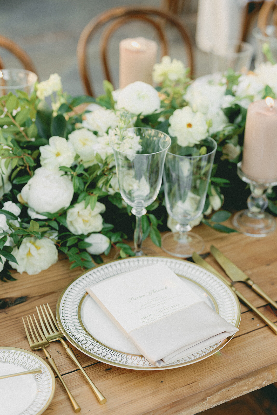 Pure Luxe Bride - Ashley + John - Wedding at The Gadsden House - 10