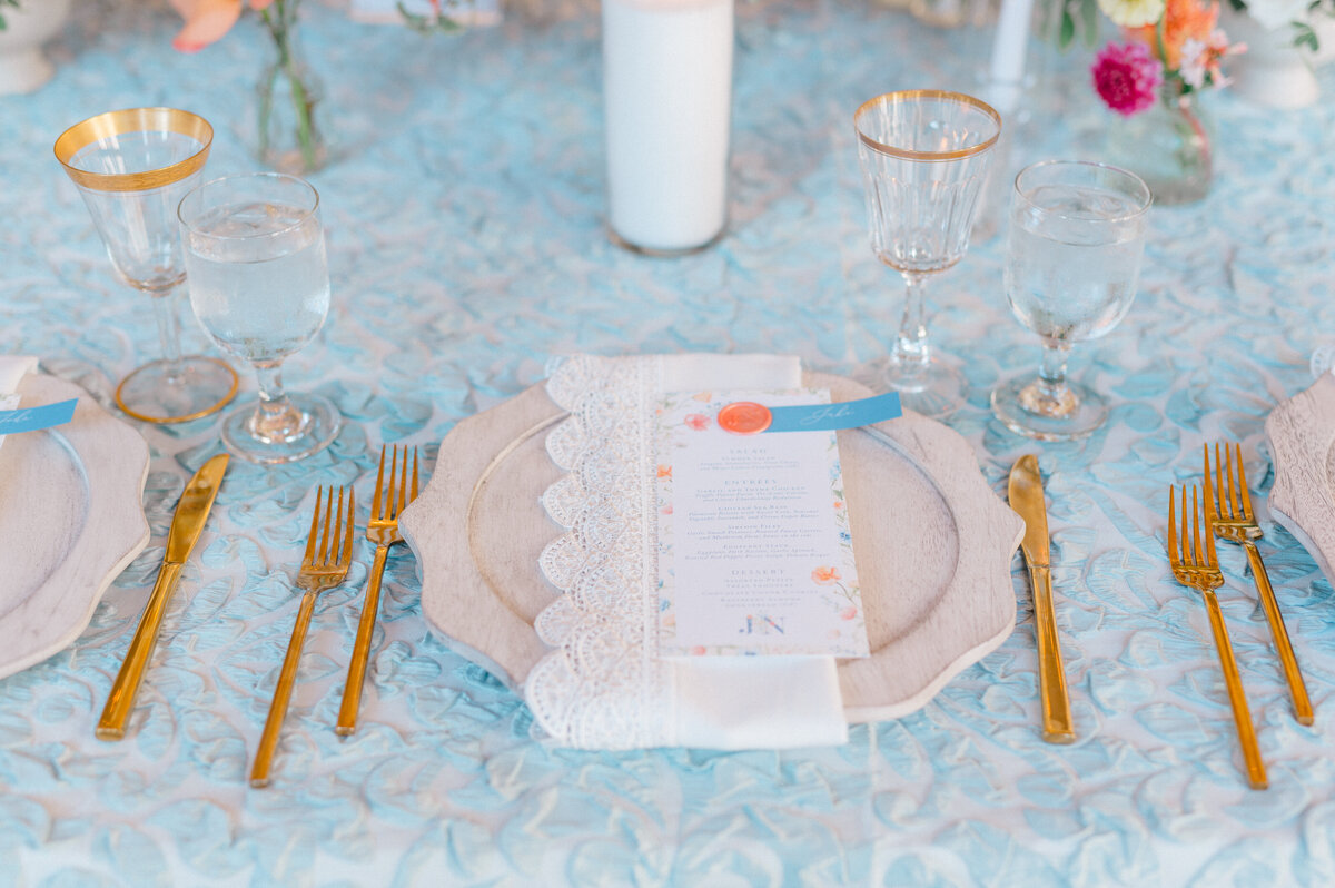 blue-gold-bright-wedding-table-menu