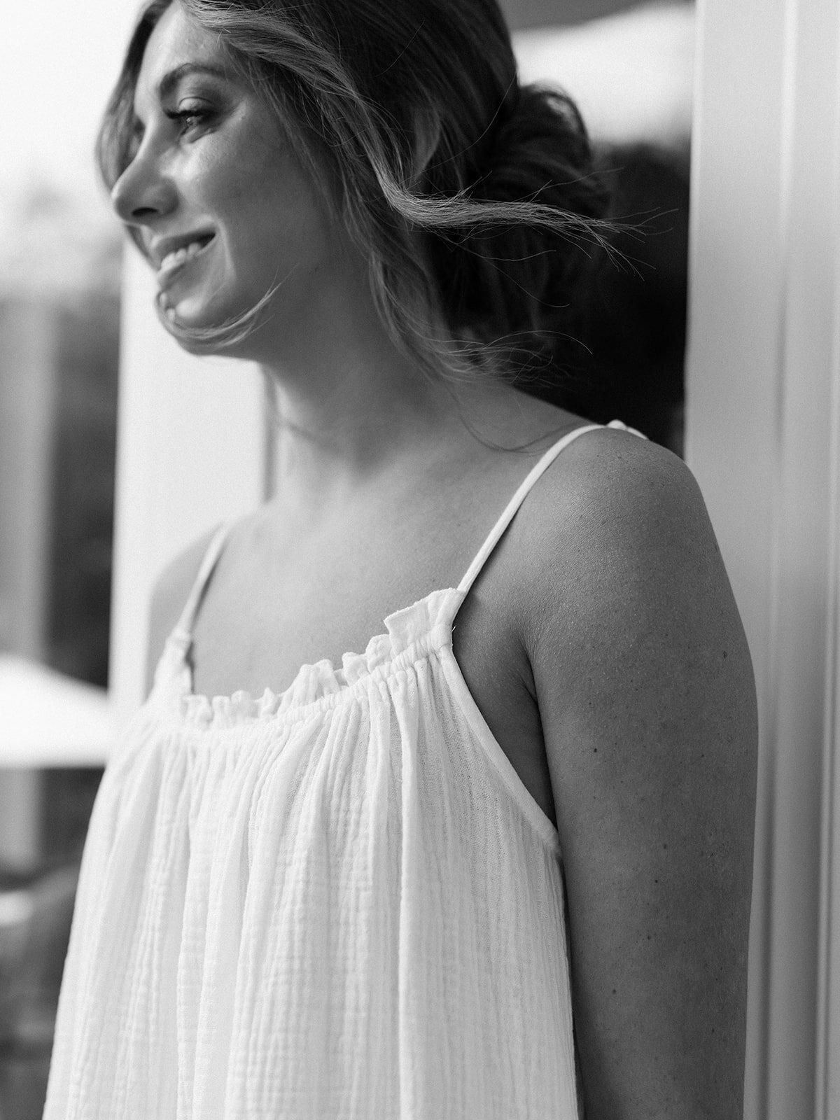 Classic Charleston Wedding with green & white at Hibernian Hall by Sarah Bradshaw 0136