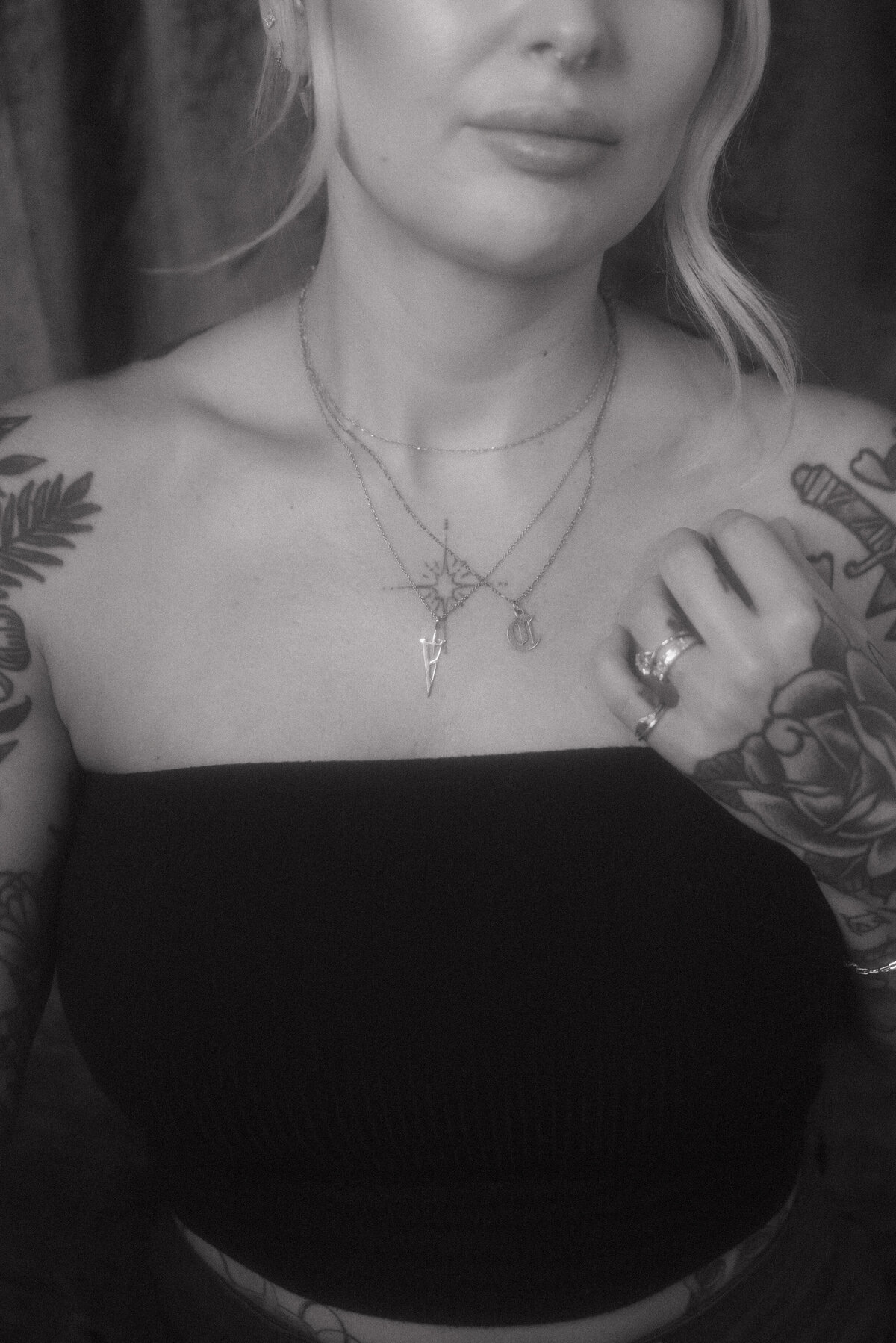 Lauren-Carly-Photo--Tattoo-Artist-Branding--Headshots--Brand-Photographer--14347