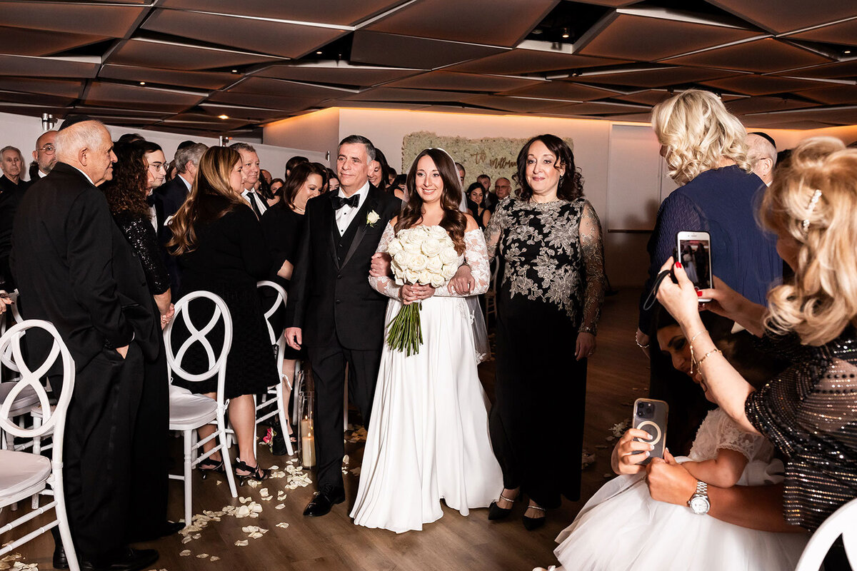 Maritime-parc-wedding-ceremony-procession