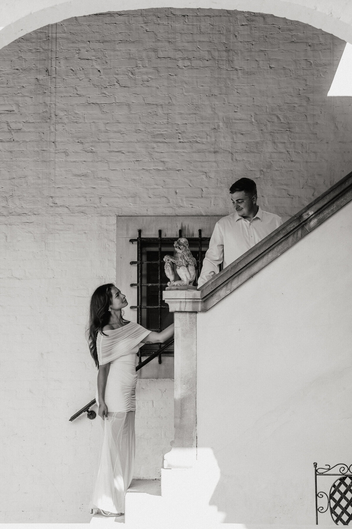 Villa Arts Museum Milwaukee Wisconsin Engagement Session (3)