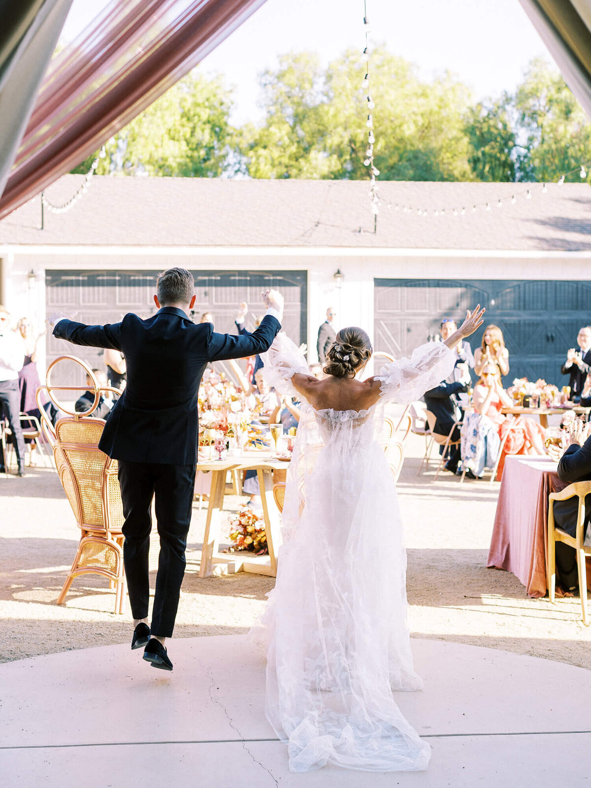 Modern-Fashion-Forward-Greengate-Ranchy-Vineyard-Wedding-Ashley-Ludaescher-Photography-0063