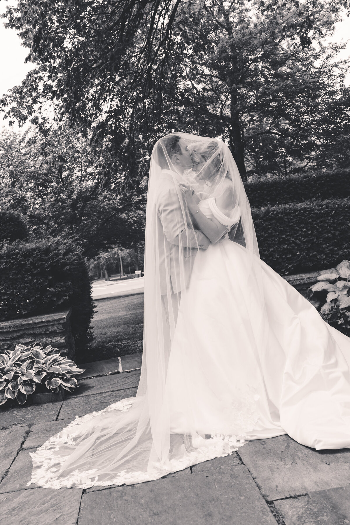 Drumore Estate Bride and Groom2