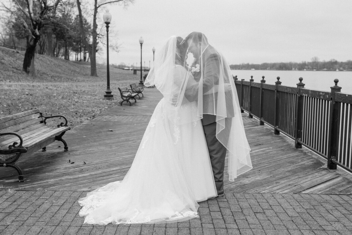 St Claire Shores Wedding Photographer Savvy Shoots Photography