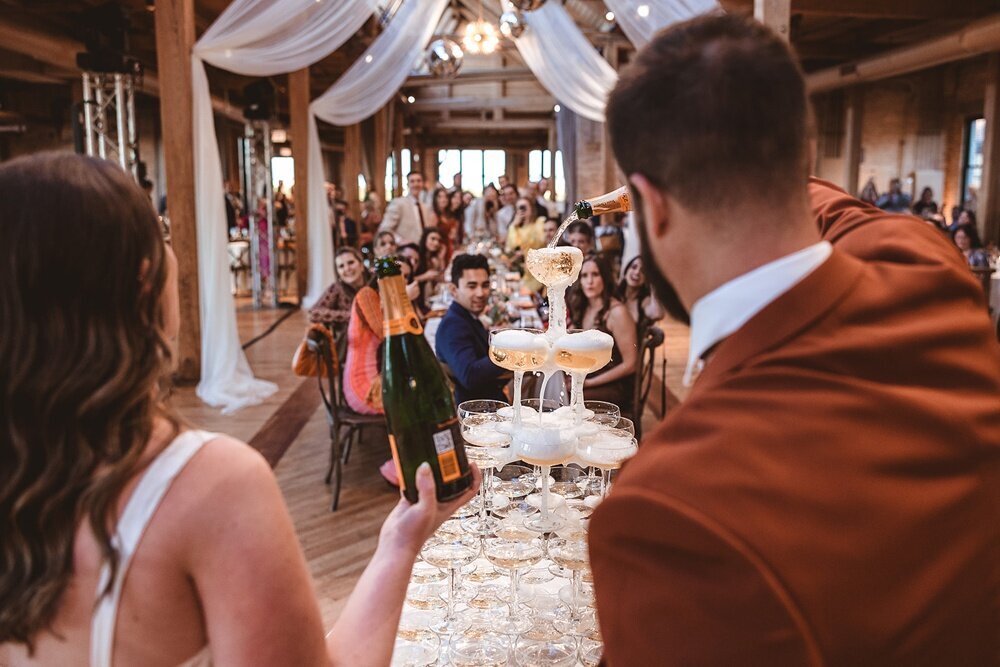 Chicago-Wedding--Engagement-Photos_0039
