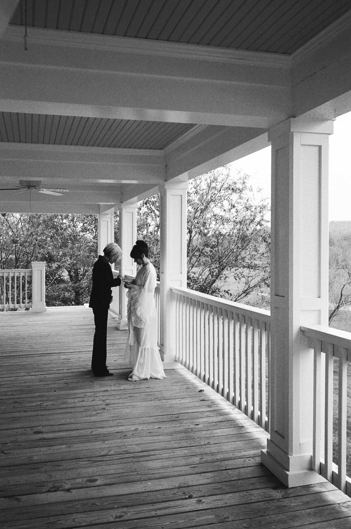 mint-springs-farm-winter-wedding-film-04