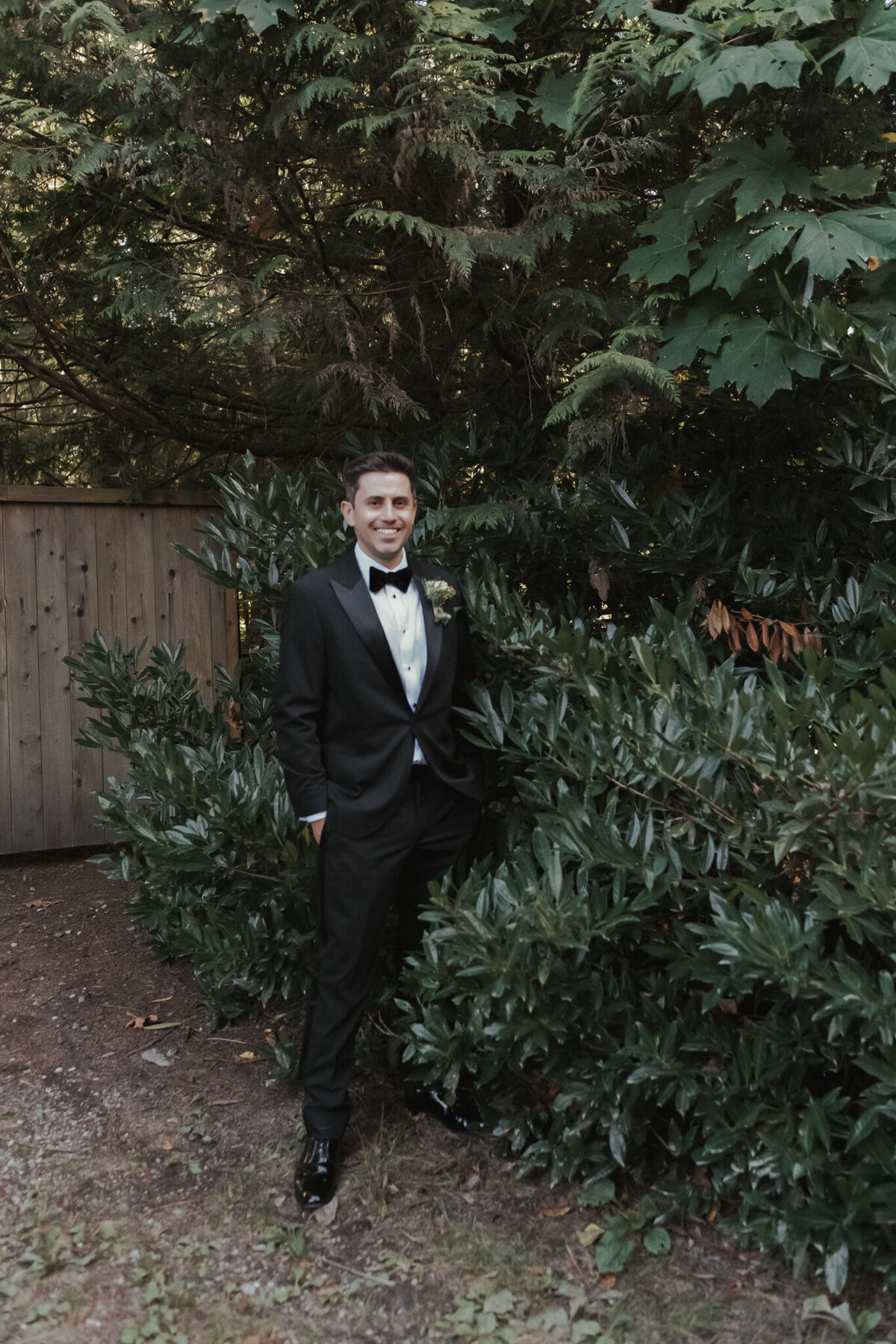 victoria-and-chester-west-coast-wilderness-lodge-intimate-wedding-chelsea-brown-photography-516