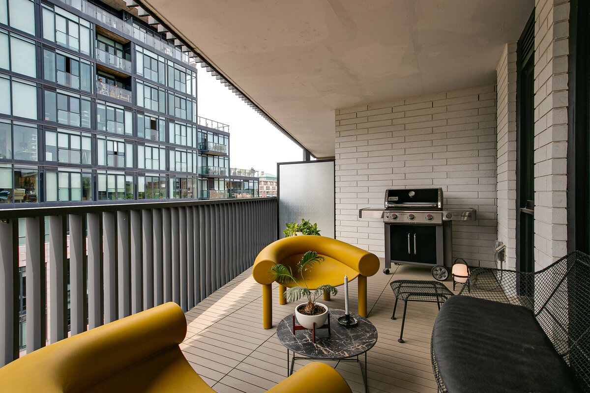 048_Balcony