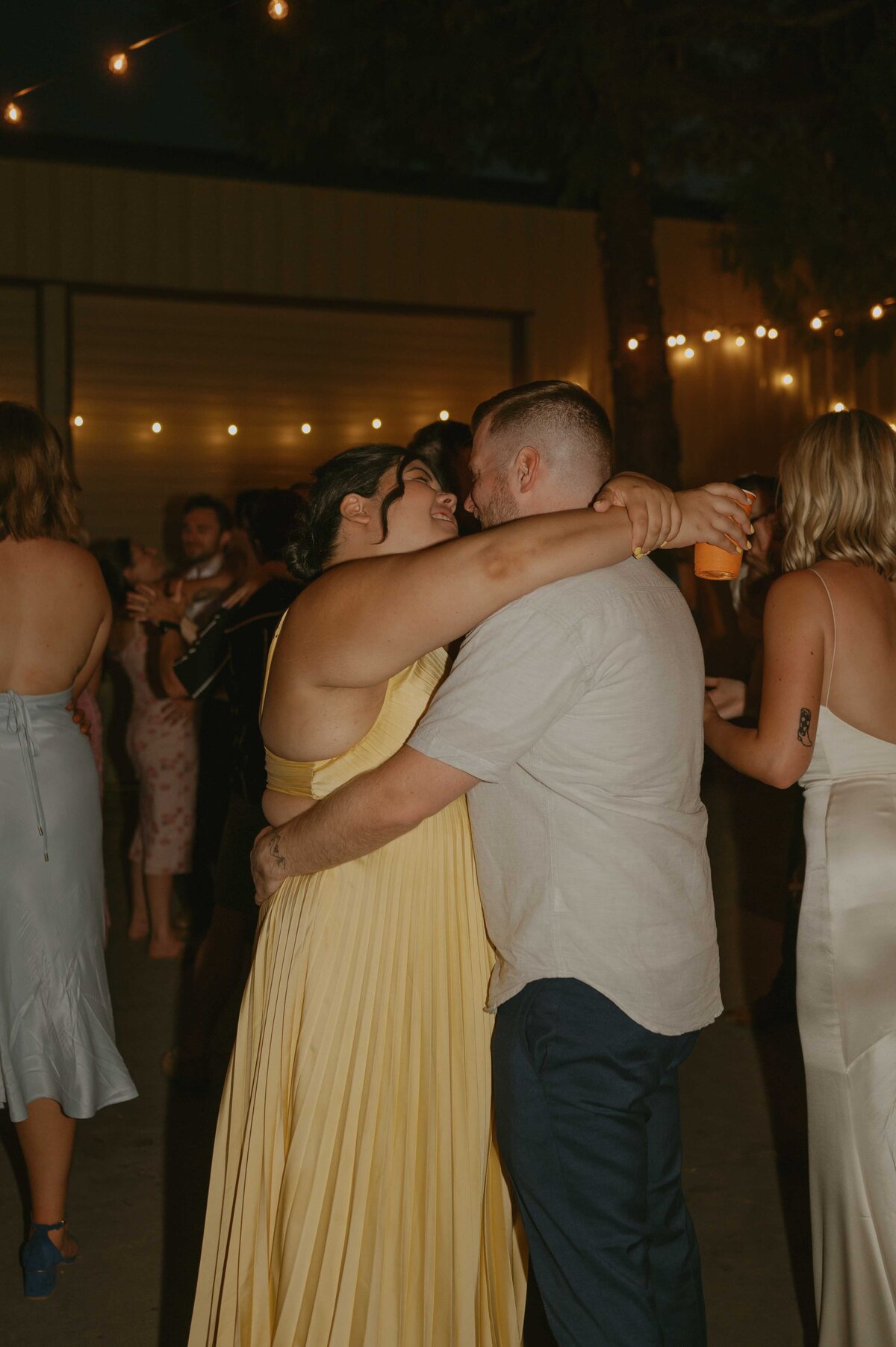 Oregon-Vineyard-wedding-photos-81