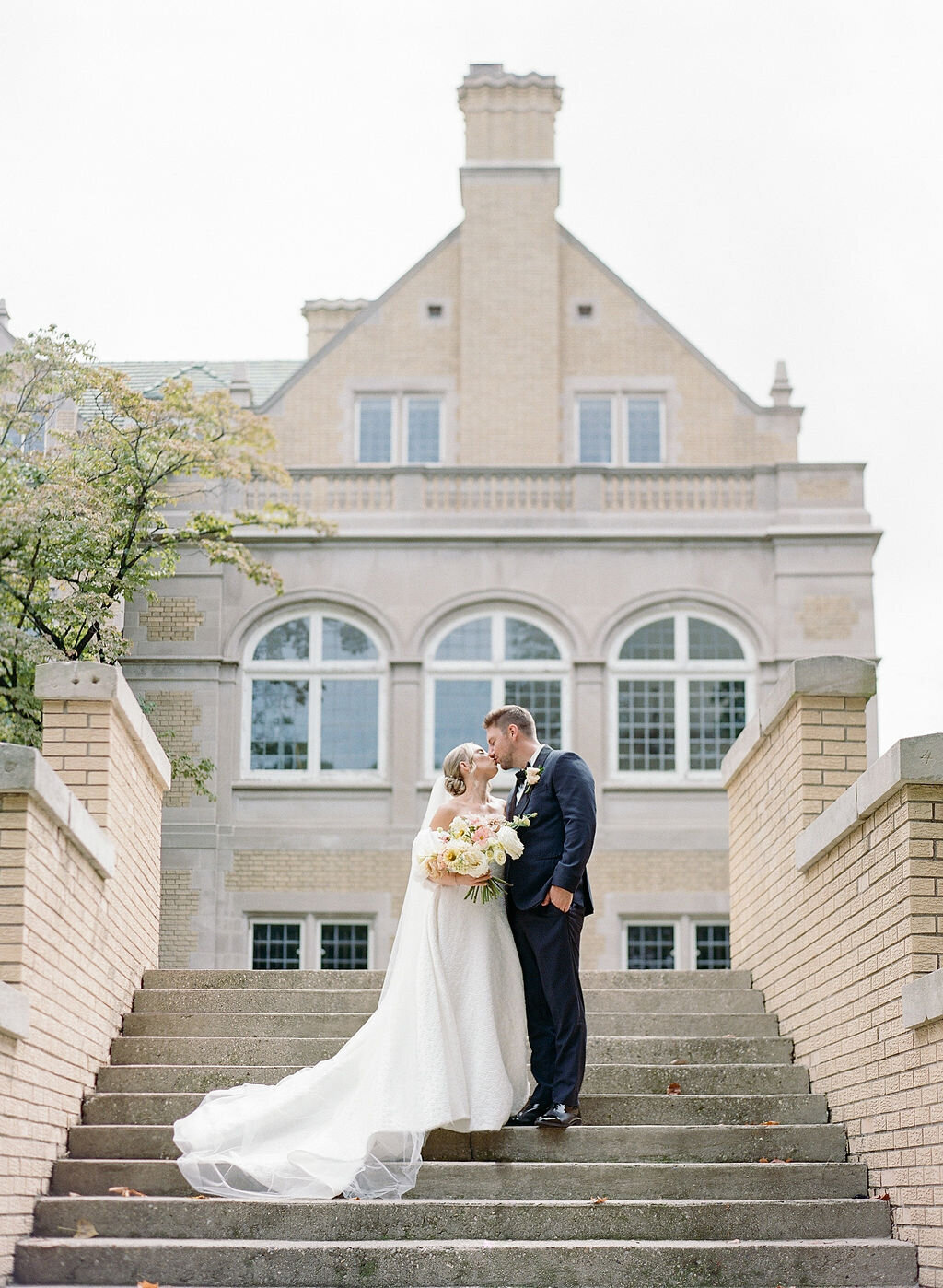 Indianapolis Wedding Florist Planner_First Class Designs_kristen bowen photography_2