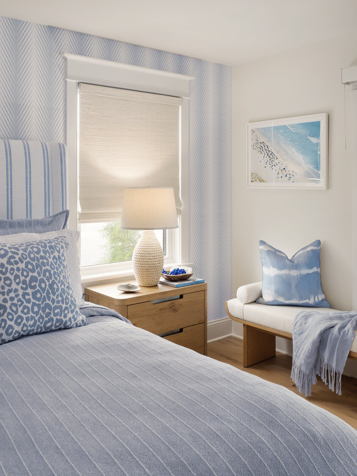 Hughes_Guest_Bed-01-B-LO