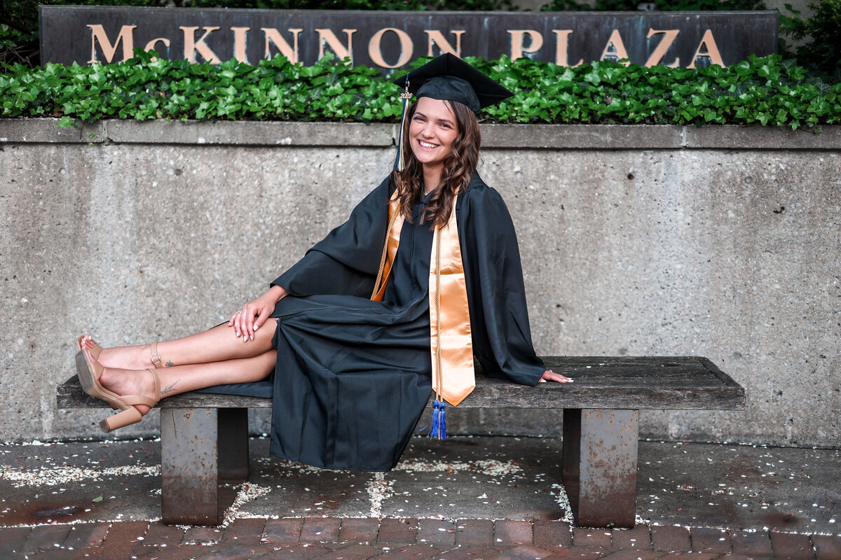 Downtown-flint-michigan-highschool-senior-photography-4