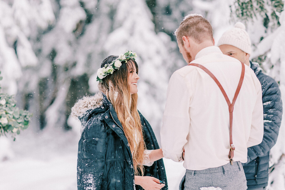 Winter Mount Hood Wedding, Rachel Howerton Photography (30)