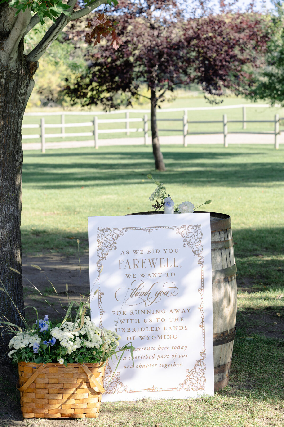 Jackson-Hole-Wedding-florist-Foxtails-weddings-01