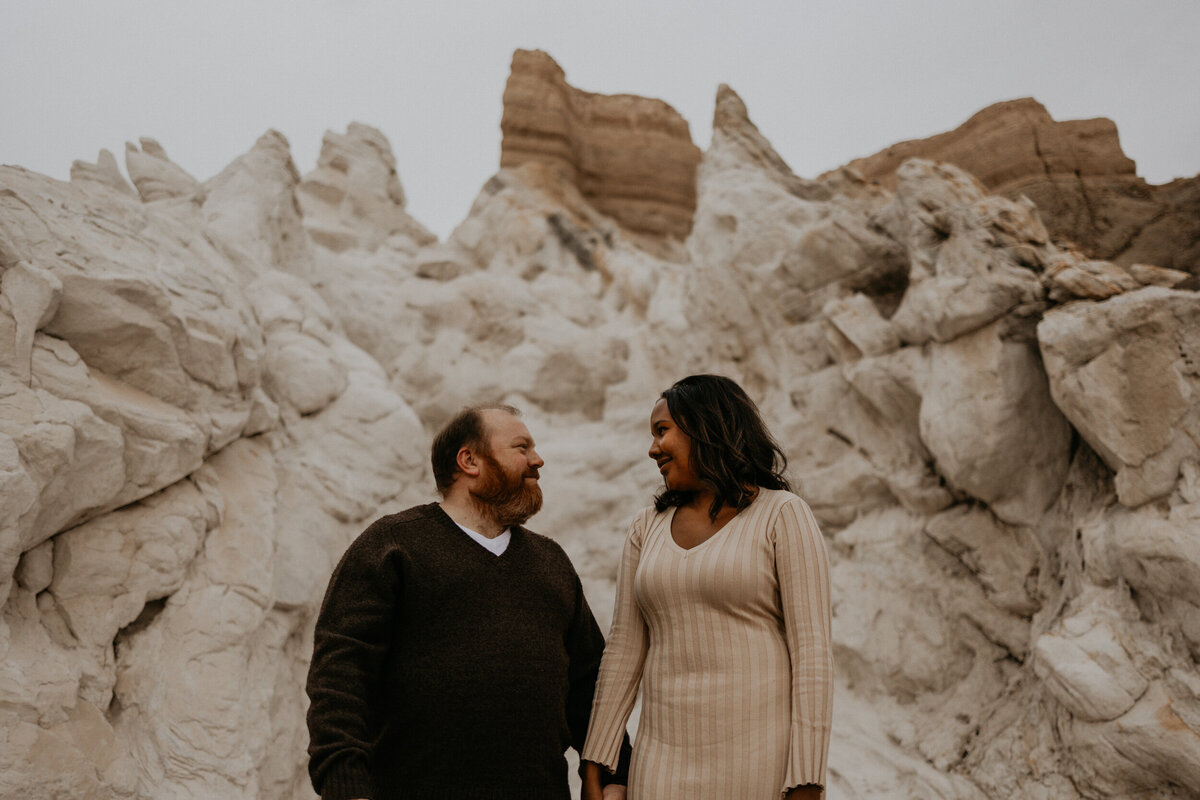 san-ysidro-new-mexico-engagement-photoshoot-with-dog-16