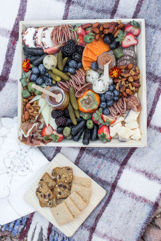 charcuterie-boad-with-blanket