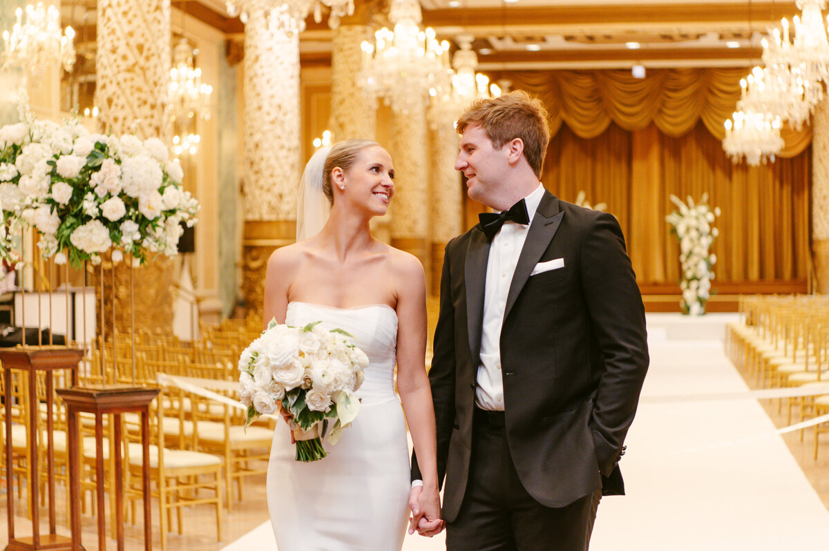 Chicago luxury editorial wedding photographer (The Drake hotel Princess Diana Suite Milton Lee Olive Park) 06-384