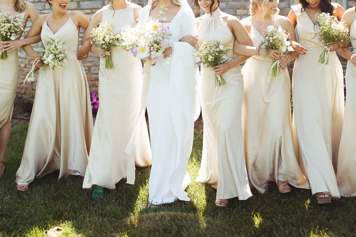Sarah Rae Floral Designs Wedding Event Florist Flowers Kentucky Chic Whimsical Romantic Weddings11