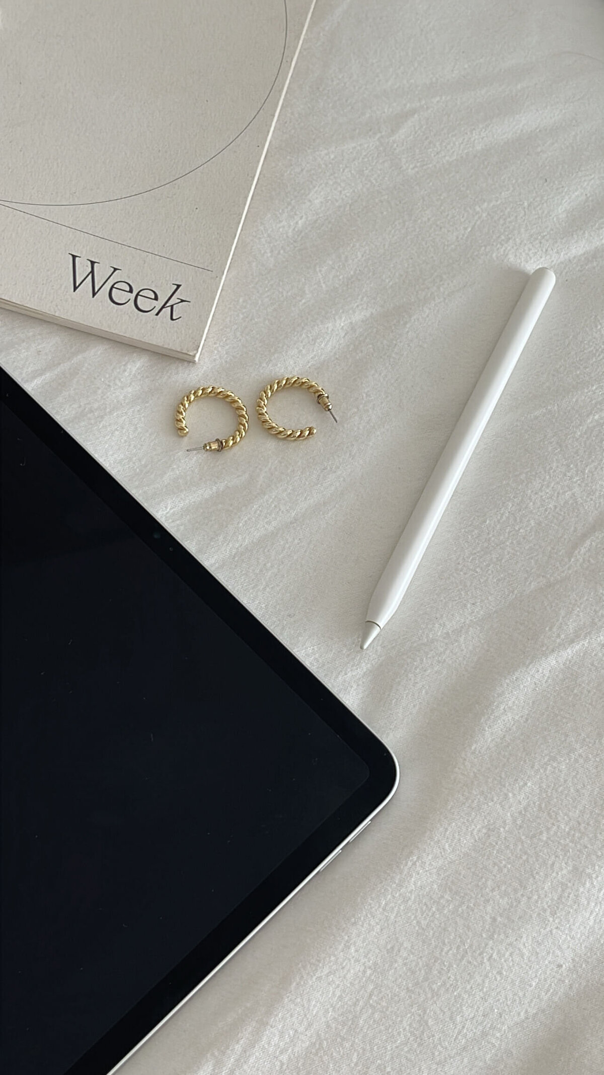 rachel-weeks-dupe