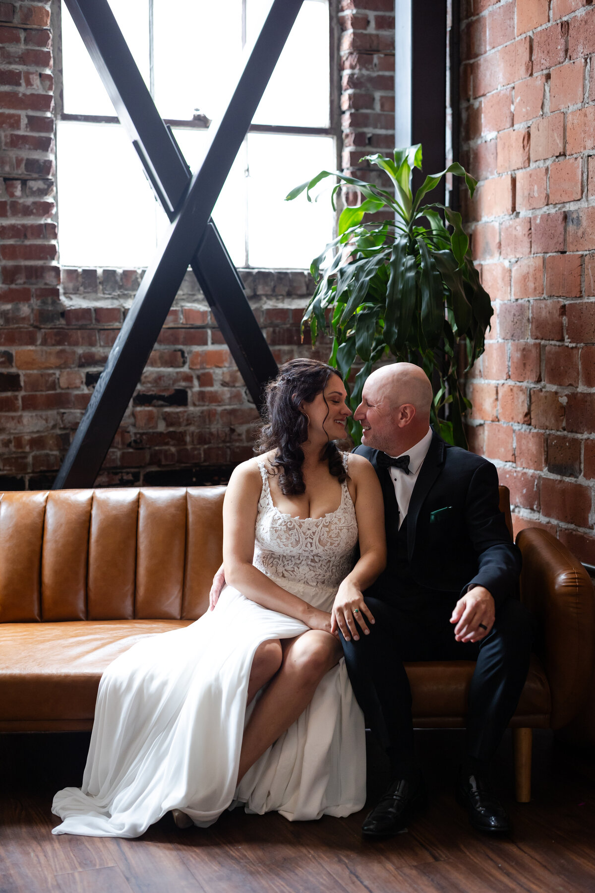 Seattle-Wedding-Photographer-Indoor venue-Cathedral downtown Seattle-025