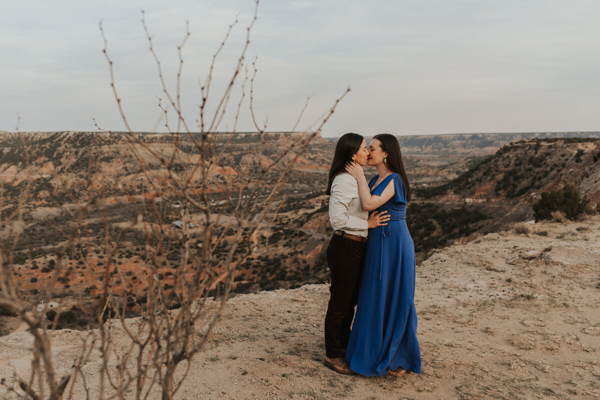 Jessica-and-Whitney-adventure-session-in-palo-duro-state-park-by-Bruna-kitchen-photography-18