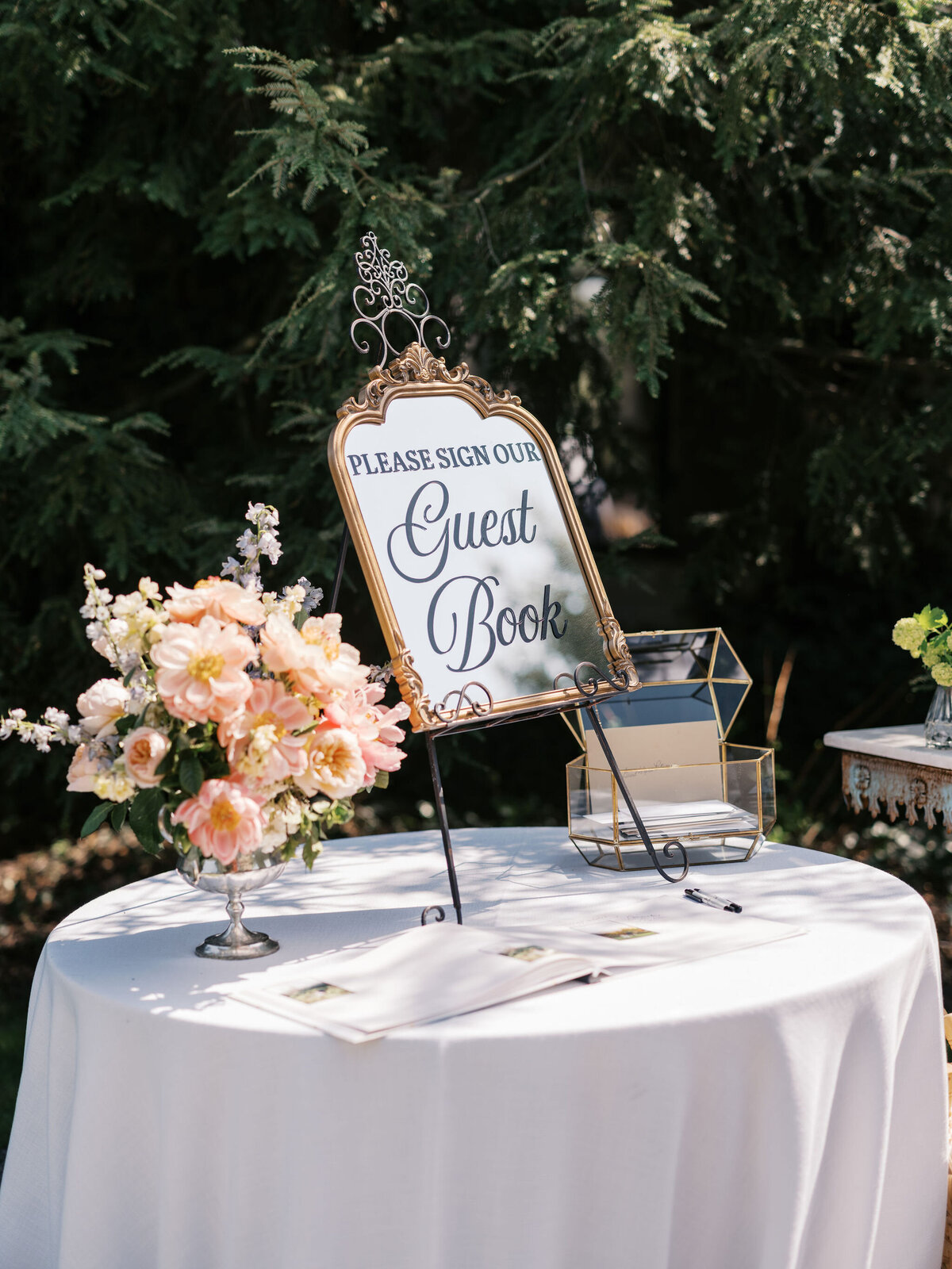 Maria + Grant + Truvision Studios 96