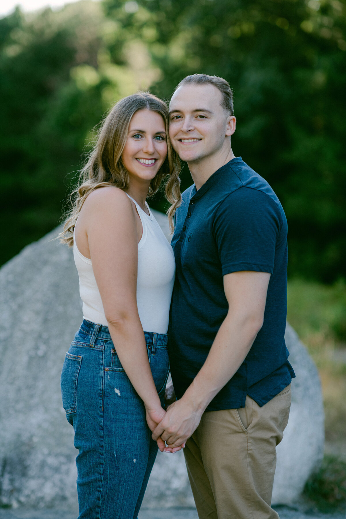 bella-luce-by-michelle-andrea-new-england-engagment-2024-9542