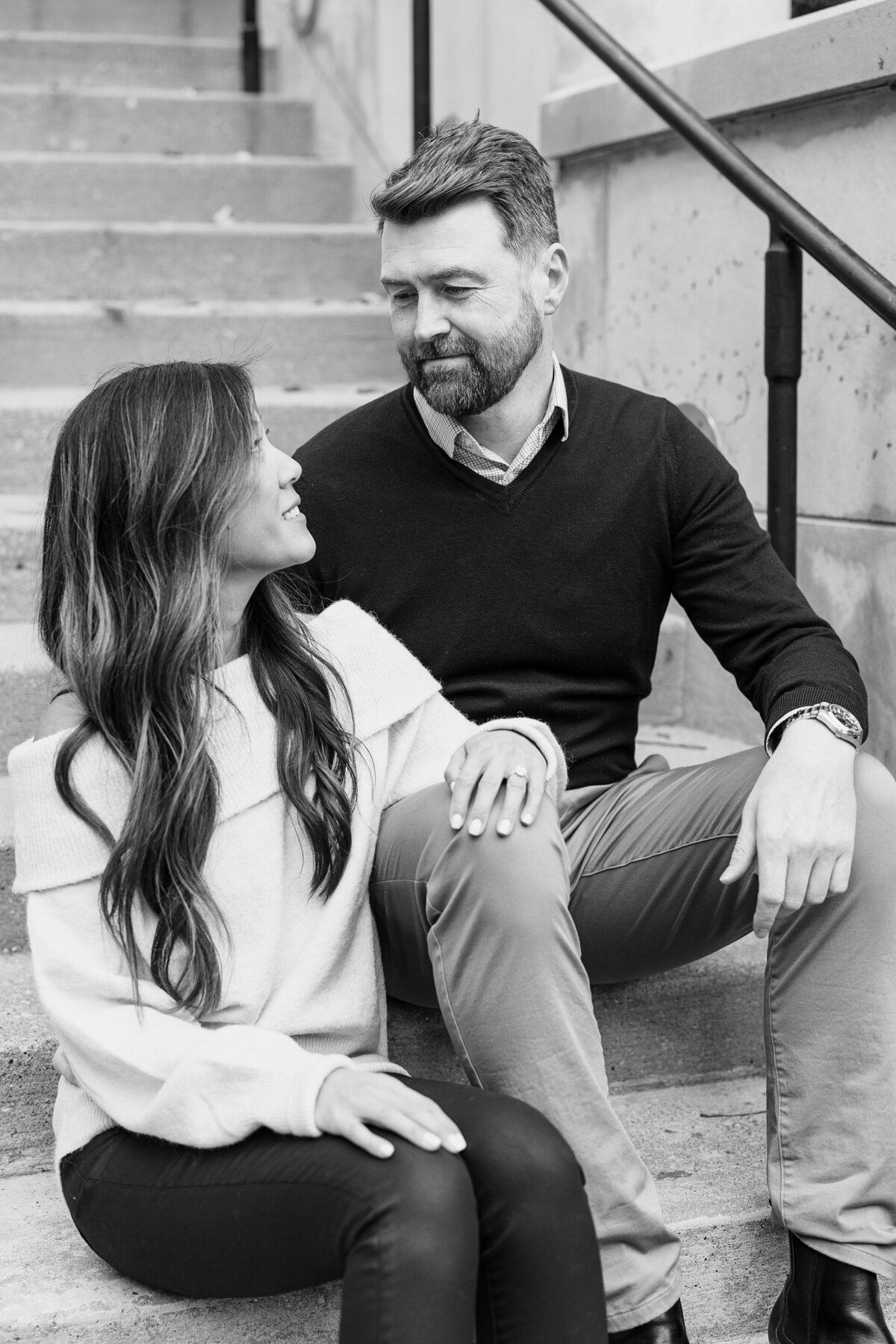 downtown-chicago-fall-engagement-session-jenna-sean_0016
