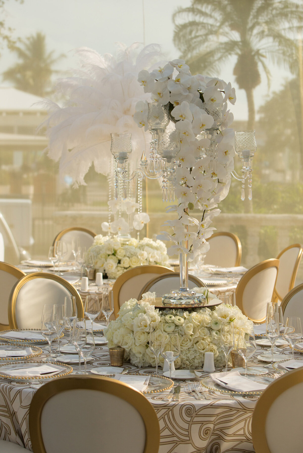 00006-art-deco-glam-wedding-fisher-island-club-miami-chris-weinberg-events