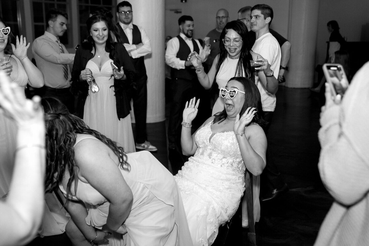 wedding-dance-floor-black-and-white-1