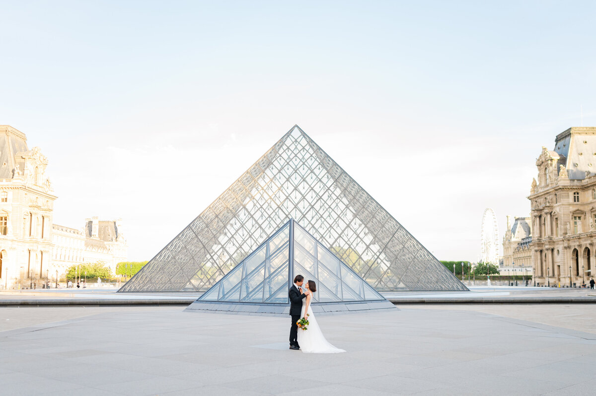 Jardin des Tuileries Elopement - Paris Wedding Photographer Meghan Luckenbill Photography-12