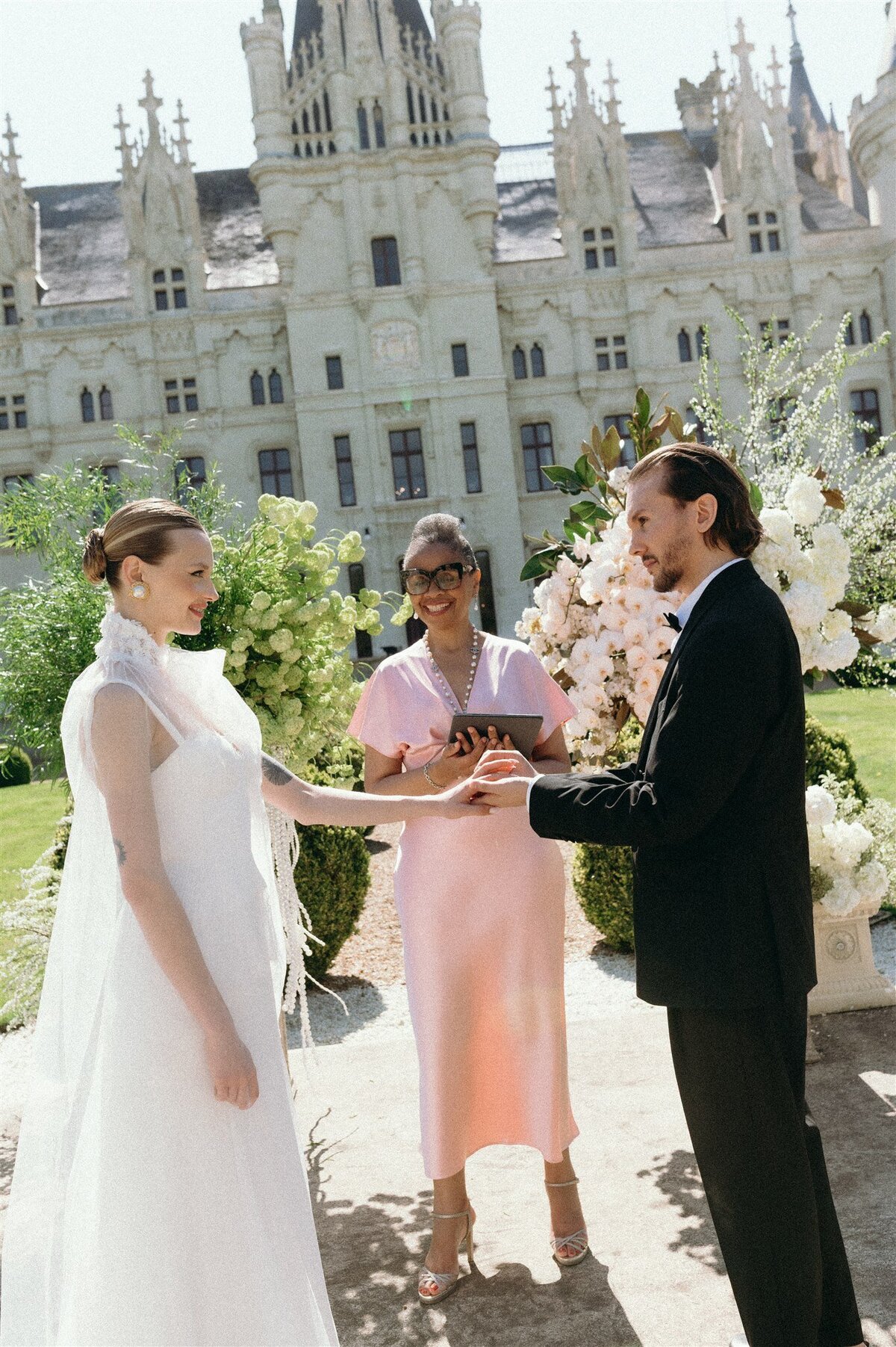 chateau-challain-france-luxury-wedding-julia-garcia-prat-wedding-photographer-205