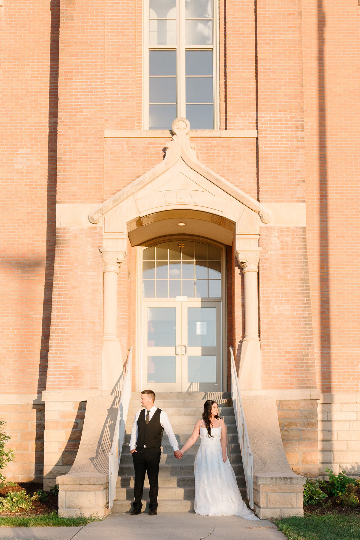 P+T-Minnesota Wedding Photographer-The Capitol Room-St. Peter, MN-36