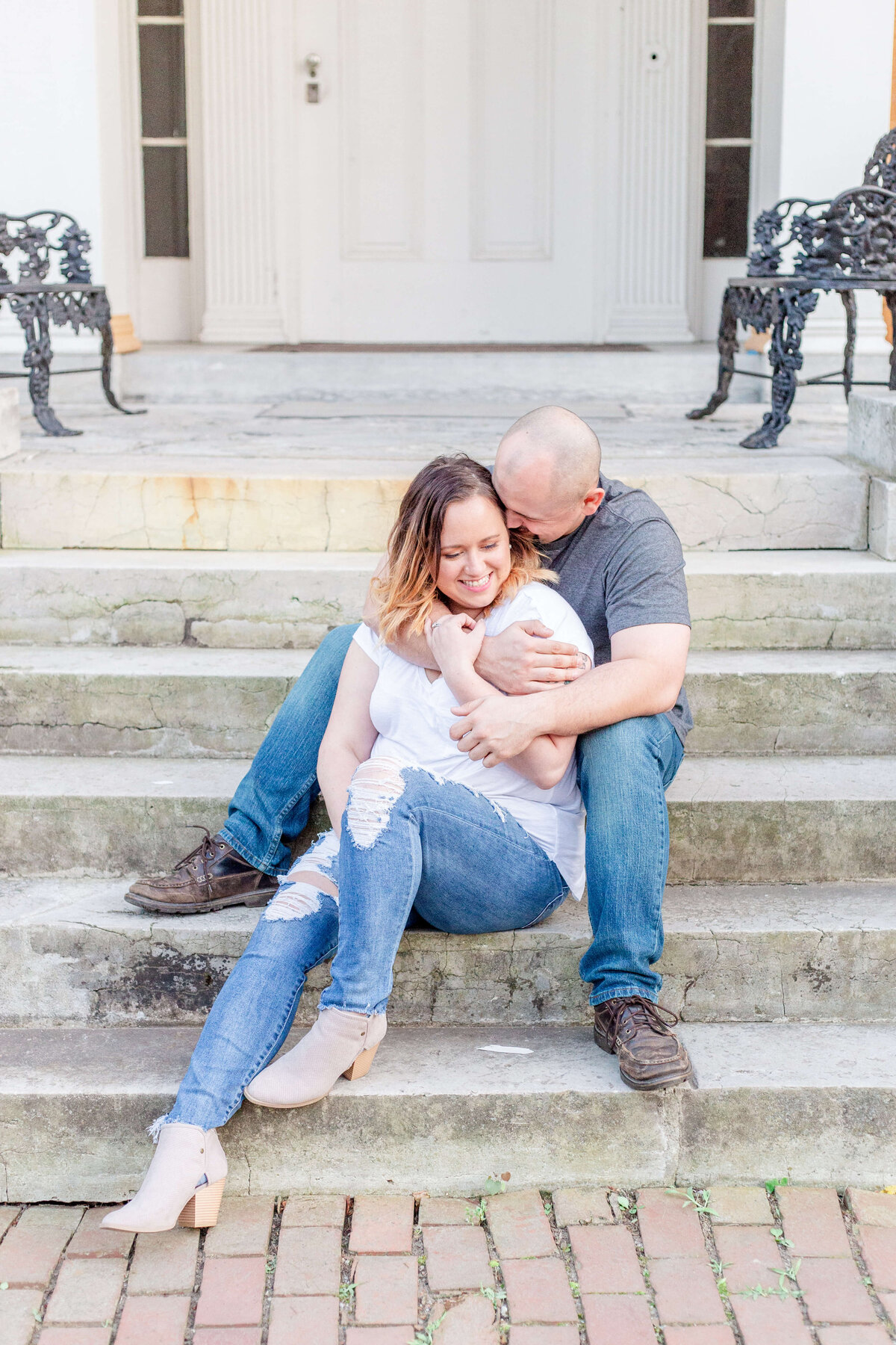 Engagement-photos-in-Ohio-Bethany-Lane-Photography-4