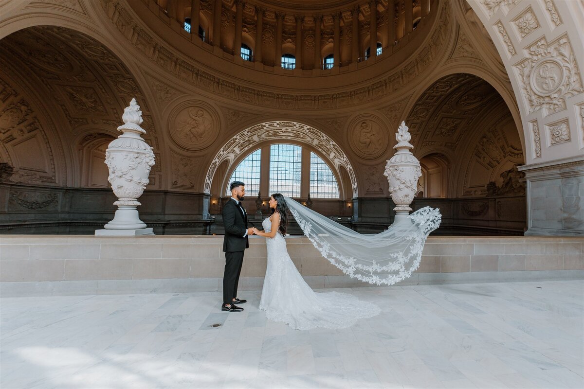 096_sf-city-hall-wedding-photograpger_san-francisco-wedding-photographer-S&M_JAV09547