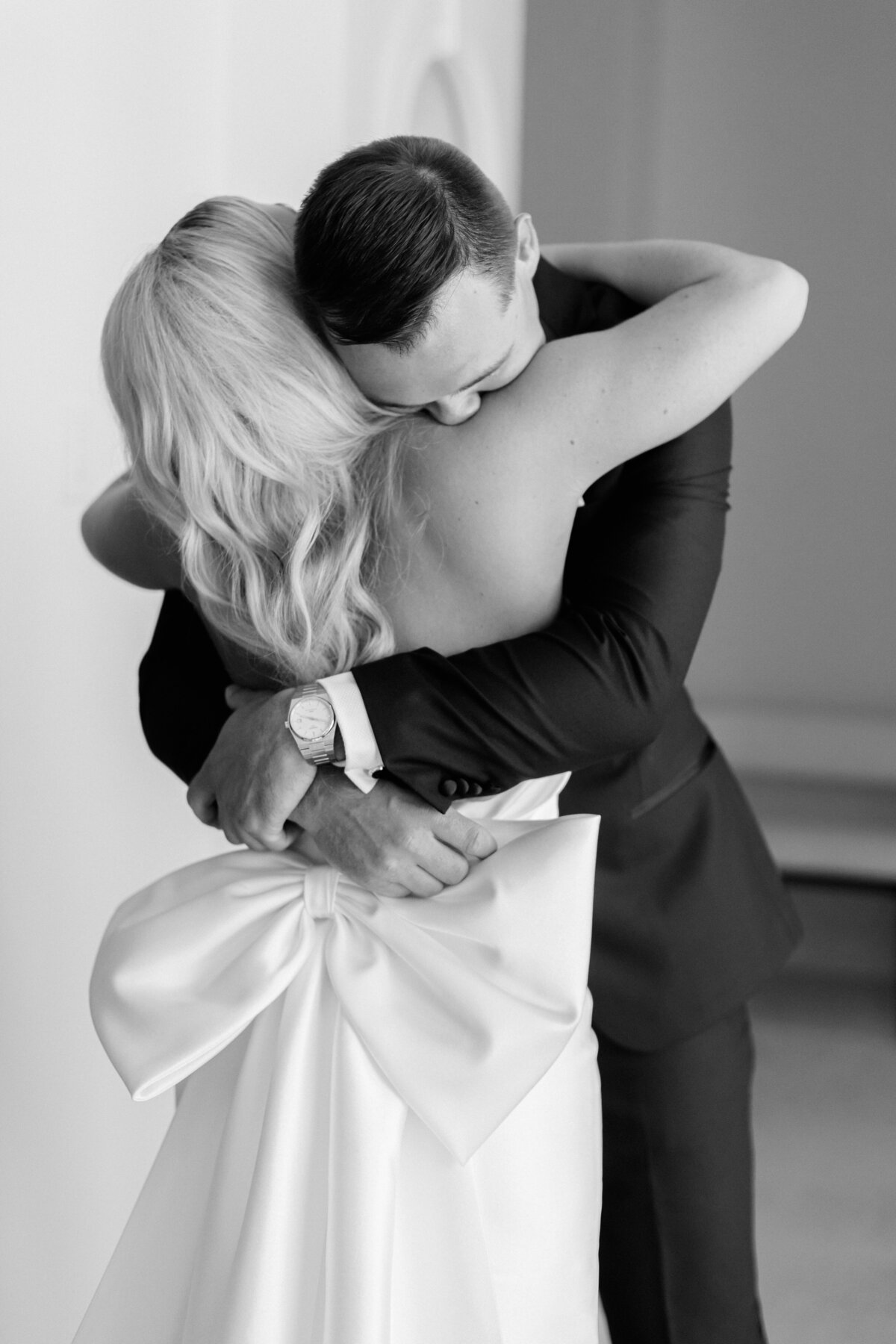 Hannah-and-Kyle-Wedding-Preview-Emily-Nicole-Photo-37