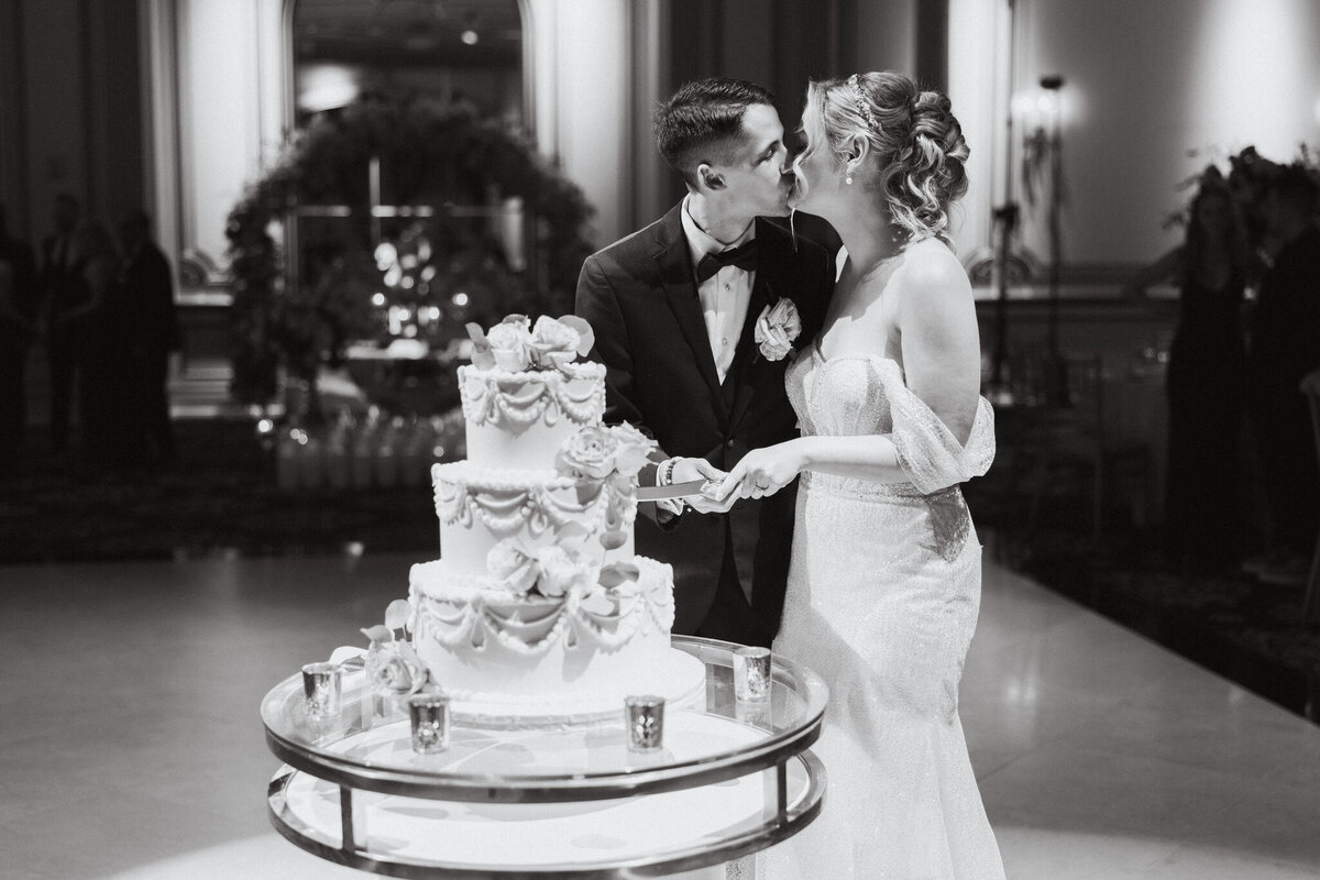 250613-Laura&Alex-Wedding-TheLegacyCastle-PomptonPlains-NJ-Previews-Web-246