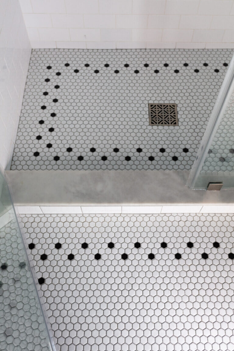 HeightsBathroom_06-768x1152