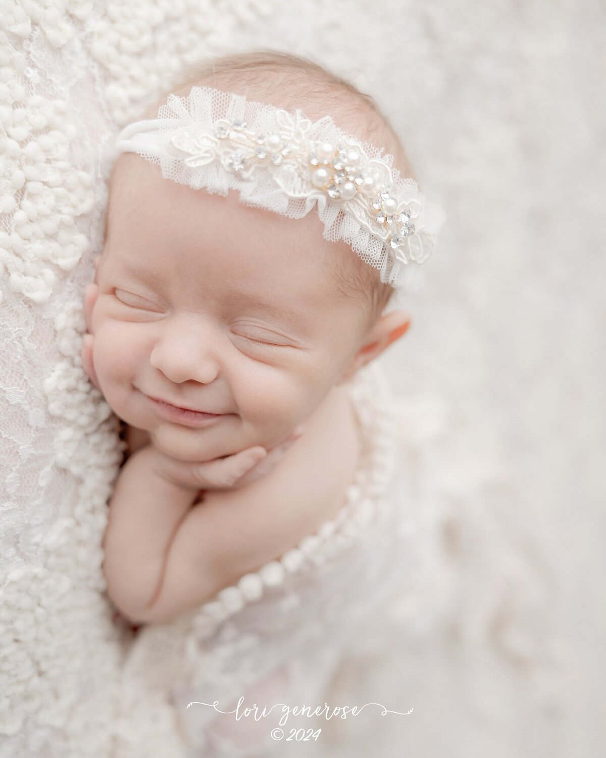 lehigh-valley-photographer-lori-generose-lg-photography-newborn-girl-stroudsburg-pa