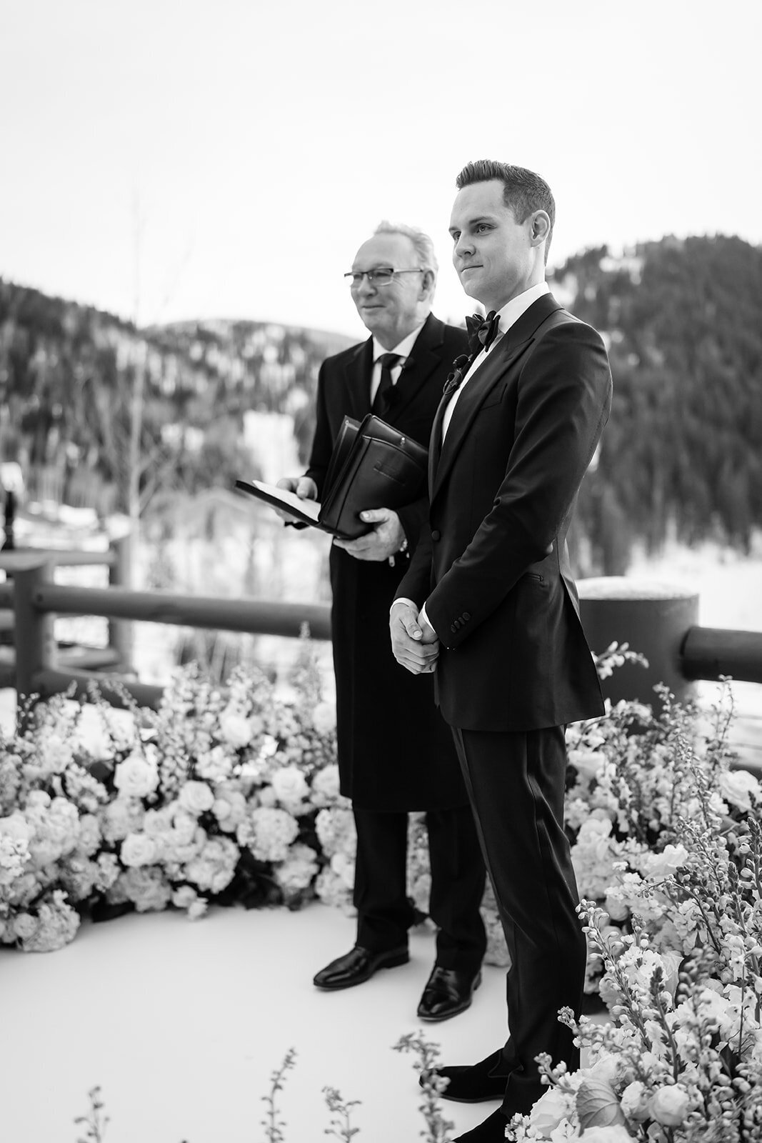 stein-eriksen-lodge-winter-park-city-wedding-pepper-nix-433L-0991bw
