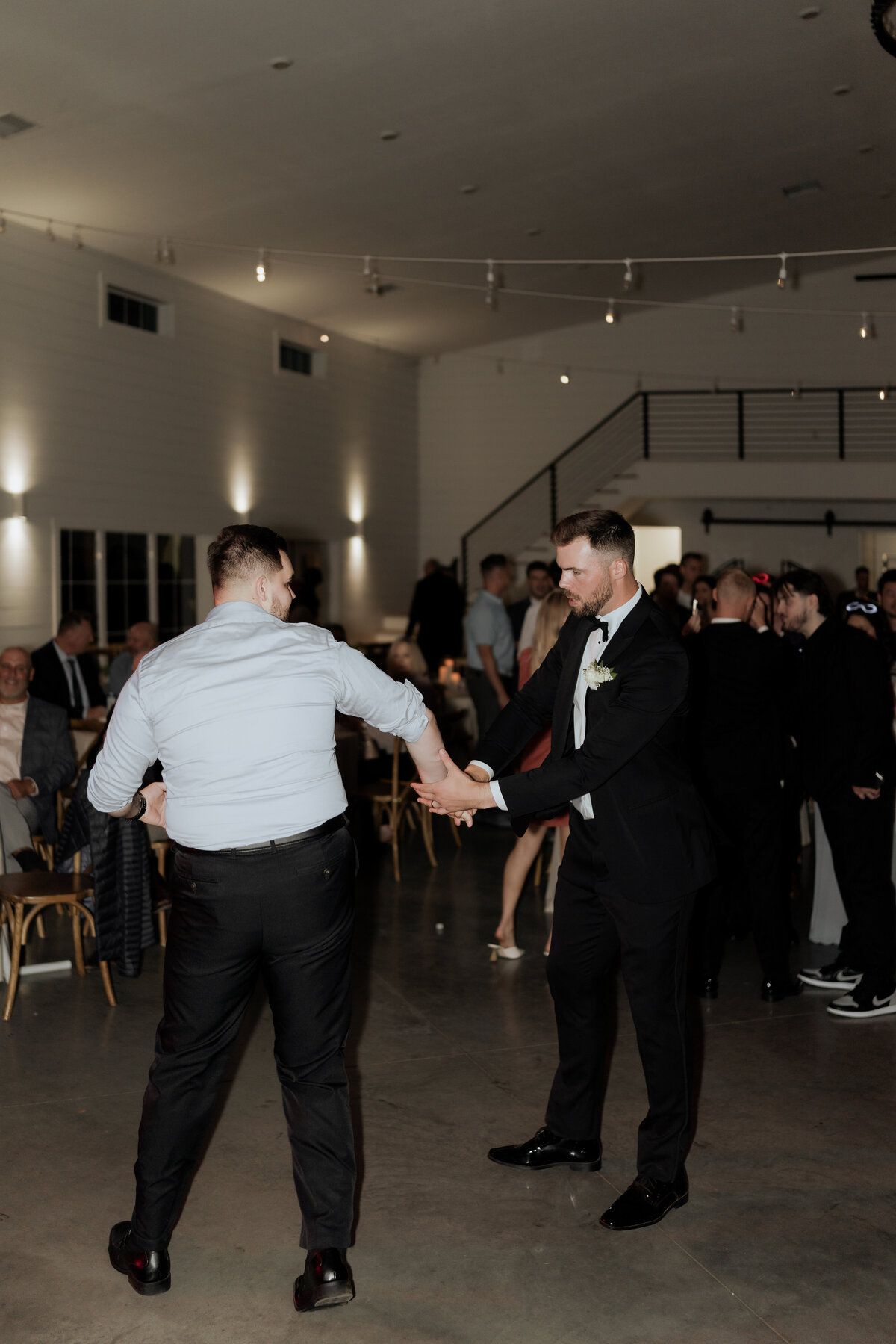 pile-wedding-1058