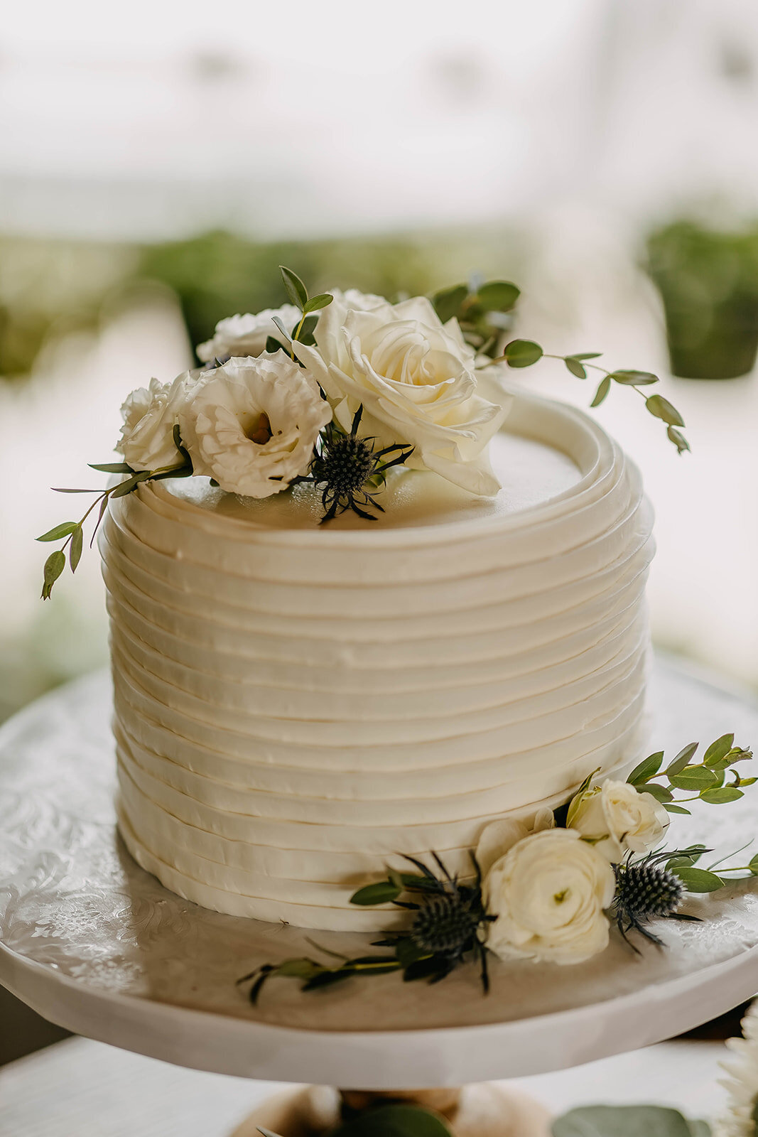 rad-red-wild-roots-unique-wedding-venue-chantilly-chic-celebrations-11